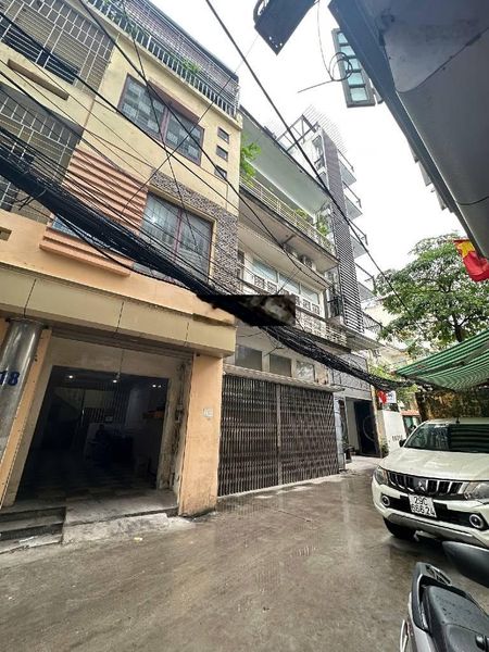 Mặt Ngõ Ô Tô Tránh Thái Hà 207m², MT 9m, Đất Vàng Xây Tòa Văn Phòng Giá 56 Tỷ