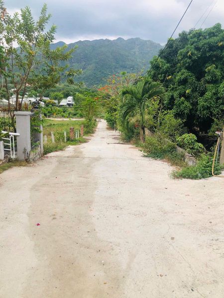 Bán đất Phước đồng vị trí đẹp, view đẹp. Giá bán 1.080 tỷ bao sổ sách