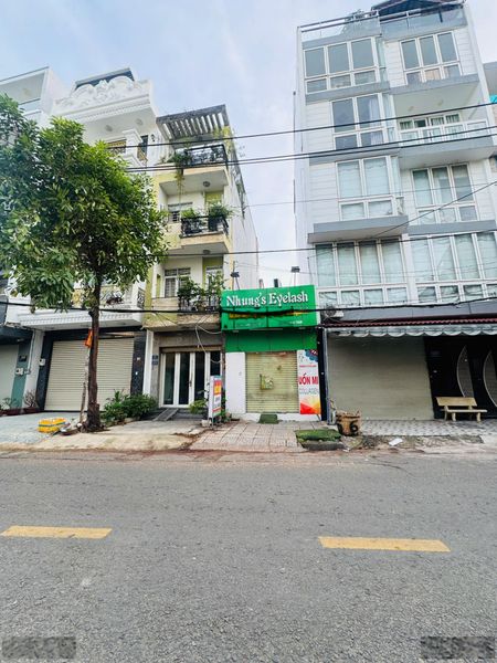 Bán nhà mặt tiền Lê Đình Thám, Phường Tân Sơn Nhì ( Phường Tân Quý, Quận Tân Phú)