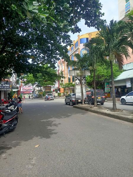 Cần bán nhà trọ ngay cầu vượt Sóng Thần Dĩ An