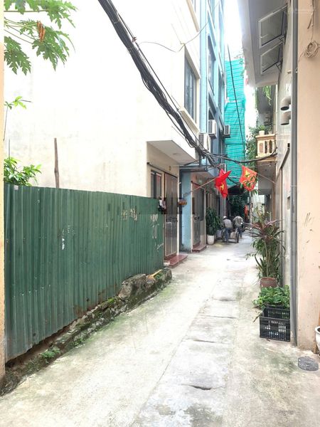 Cần bán đất 45m2 MT: 5m tại ngõ 188 Thuỵ Khuê cách mặt phố 70m cạnh Golden Westlake vị trí đắc địa