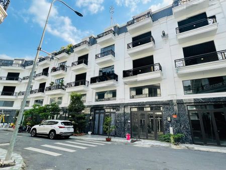 Bán 3 căn liền kề Nguyễn Văn Linh 5x20m, 1 trệt 3 lầu giá 1.1 tỉ, Sổ Hồng Riêng