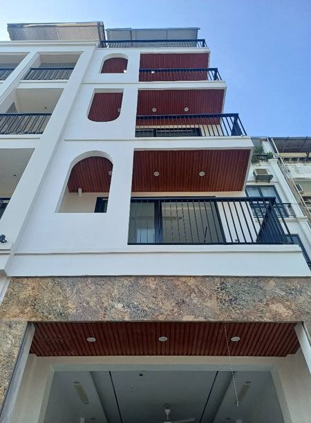 Chốt deal nhà mặt phố Kim Đồng 120m2, 6 tầng thang máy, giá chỉ 40 tỷ