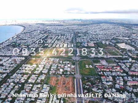 Lô đất 2 mặt tiền đường Trần Đình Tri sát biển.