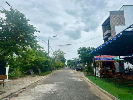 Chính chủ bán đất gần tái định cư Đại Học Quốc Gia, vị trí siêu đẹp, giá ngon