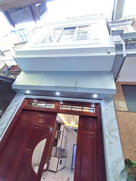 6,48 tỷ-32/29m2-5 tầng-phân lô bàn cờ-ô tô qua nhà-đại đồng-nguyễn khoái-vĩnh tuy