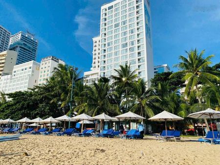 Bán 373,8m2 chỉ 144,5 tr/m2 đất sát biển đường củ chi, thích hợp xây căn hộ khách sạn , nha trang