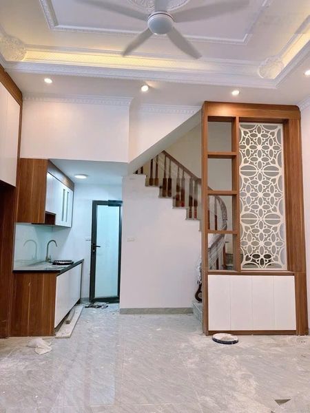 Nhà tân ấp - ba đình -sơ ri 3 căn - nội thất cơ bản - ngõ thông thoáng - lô góc - ô tô đỗ cửa