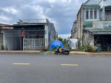 Mặt tiền Trần Quốc Toản - ngay nhà hàng Bách Hỷ An - Lô 2 mặt tiền 264m2 (6mx44m) sẵn 205m2 thổ cư