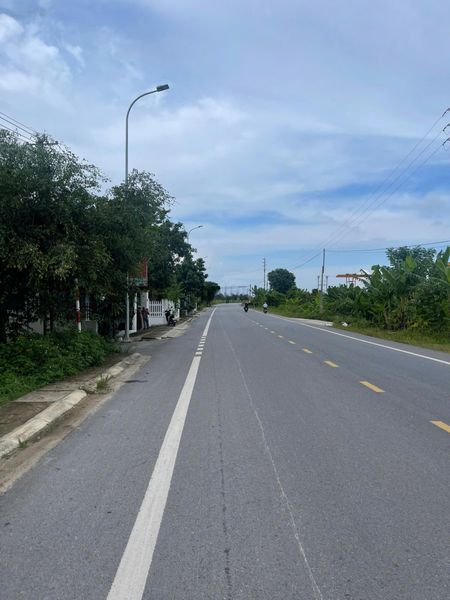Chính chủ bán đất mặt đường thanh niên mặt tiền 7m