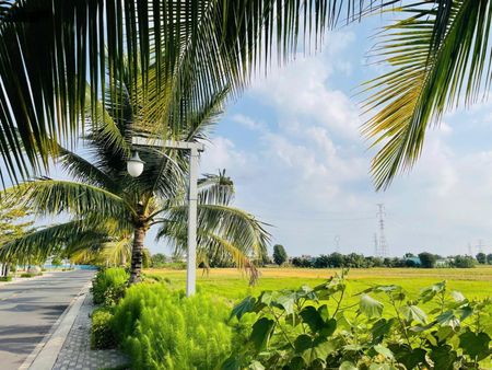 Bán đất nền giáp Bình Chánh - TPHCM giá từ 2 tỷ/nền, sổ riêng, đối diện Eco Retreat, lô đẹp
