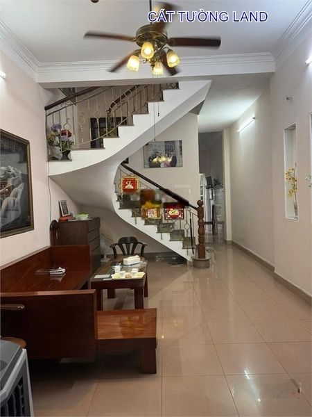 Bán nhà 4.1x22m, 3 tầng -- mặt tiền lê đức thọ - vị trí kinh doanh đắc địa -- giá chỉ 10.5 tỷ