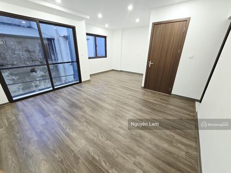 Bán nhà Vũ Xuân Thiều, 50m2, 5 tầng 4 ngủ mới tinh, vừa ở vừa kinh doanh online