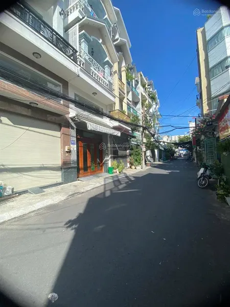 Bán gấp nhà tân phú, đường độc lập, hẻm thông 8m tiện kinh doanh, 4x21m2