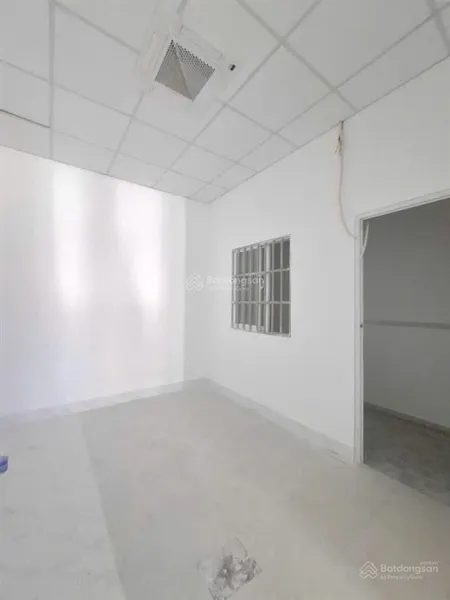 Bán nhà lê trọng tấn, tphcm, 4,5x18m, đường xe hơi quay đầu, mặt tiền kinh doanh