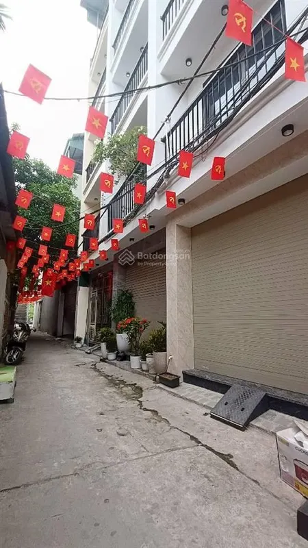 Siêu phẩm phường long biên bát khối 5 tầng mặt ngõ thông oto full nội thất
