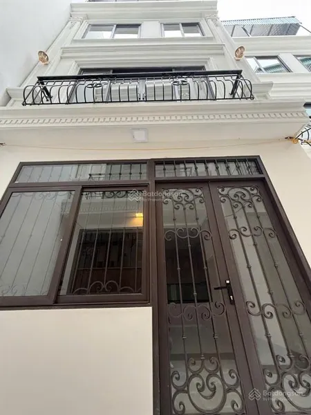 Nhà đẹp long biên cực hiếm mới keng 4 tầng giá chỉ 4.2 tỷ