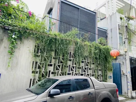 Bán biệt thự sân vườn 200m2 ngang 16.5m đình phong phú, tnpb, q. 9 6pn, 5wc chỉ hơn 50tr/m2