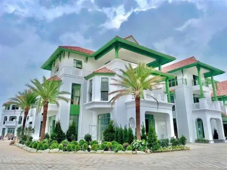Tôi chính chủ cần tiền muốn bán căn liền kề giá rẻ hơn 200tr so với cđt, gần đường 68m, công viên