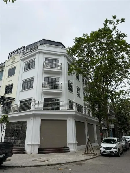 Cần sang nhượng gấp nhà kđt văn phú, hà đông 95m2x5 tầng, lô góc, thang máy, kinh doanh, chỉ 19.3tỷ