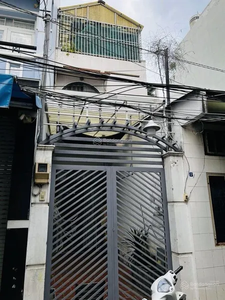 Chính chủ bình thạnh, sổ riêng, gần chợ bà chiểu, 3 tầng, 3pn
