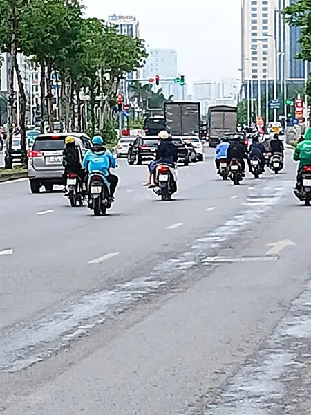 Nhà trịnh văn bô 38m 5t ô tô đỗ cổng 50m ra mặt phố sẵn nội thất chỉ 6,8 tỷ