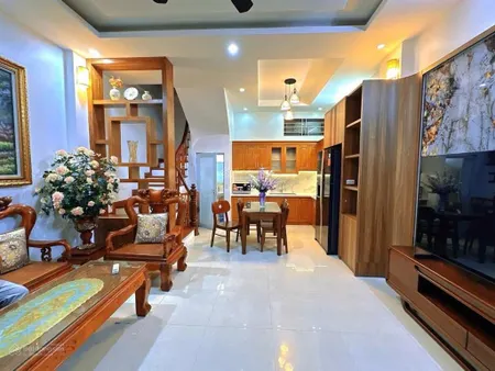 Thụy khuê, vài chục m ra phố, nhà đẹp giá tốt, 60m ra ôtô, mặt tiền rộng, ở luôn, 39m2*5 tầng