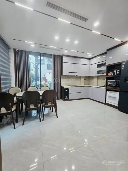 Bán gấp nhà riêng 14 tỷ, 60m2, lô góc, ô tô, âu cơ, quảng an, tây hồ, hà nội