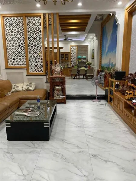 Bán nhà mặt tiền trung tâm hành chính dĩ an, 3 tầng, nhà mới ở ngay, dĩ an chỉ hơn 11tỷ