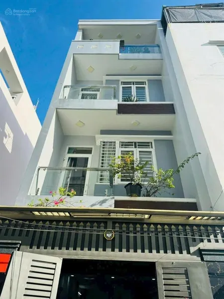 Bán nhà đẹp 1 trệt 4 lầu, hẻm 50m ra mt phạm văn chiêu p16 gò vấp giá 6,8 tỷ
