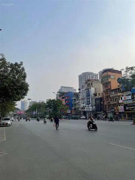 Mặt tiền 8m, mặt phố xã đàn, 65m2, mt 8m, lô góc 1 mặt phố + 1 mặt ngõ, khúc đẹp nhất phố
