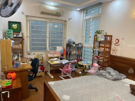 Bán nhà hoàng ngân 43m2, 5 tầng, dân xây chắc chắn, giá chỉ 9,2 tỷ