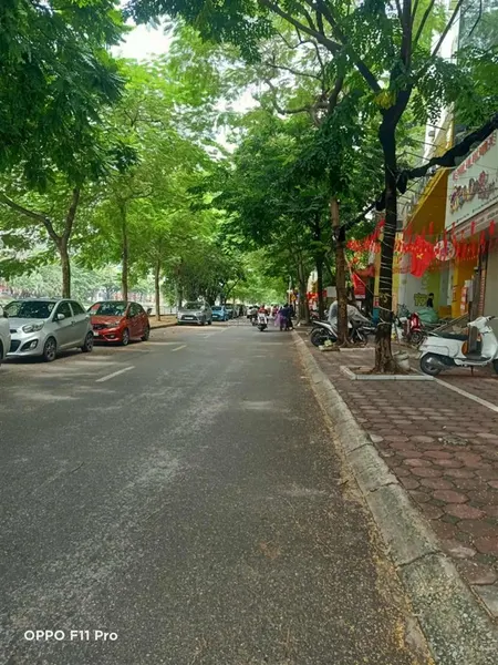 Nhà kim giang. giá nhỉnh 12 tỷ siêu phẩm 7 tầng thang máy ngõ ô tô thông tứ phía x