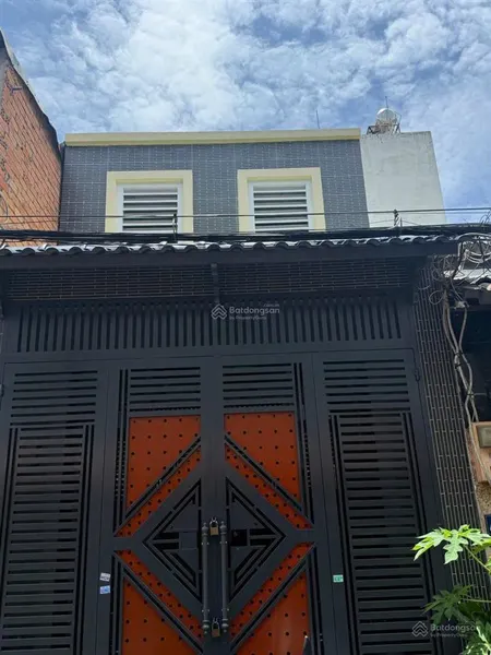 Bán nhà hẻm 6m thông chiến lược giáp tên lửa. nhà 3.5 x 13m kiên cố, shr giá 3.88 tỷ