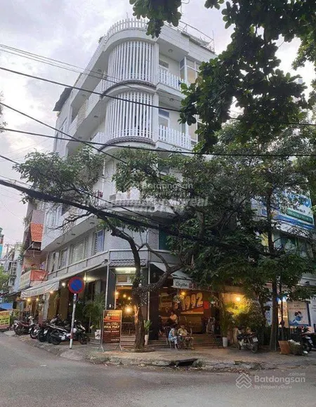 Siêu phẩmkhan hiếm góc 2 mt thành thái, quận 10, dt 6x13m, 4 tầng, hđt 75tr/ tháng, 27 tỷ