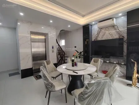 Bán nhà bồ đề, 6 tầng, thang máy, lô góc, 41m2, 10.9 tỷ