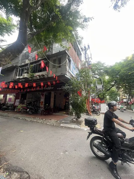 Bán nhà phố tô hiệu, 14,8 tỷ, 55m2, 3pn, 3wc, đang chờ sổ