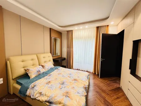 Bán nhà trần duy hưng cầu giấy, 50m 5t thang máy, oto đỗ cửa, mặt ngõ thông, full nội thất đẹp