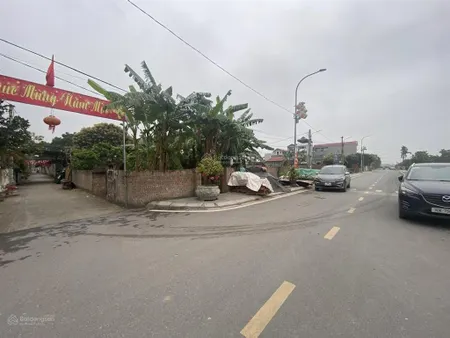 Bán đất dục tú, vị trí đường kết nối cao tốc sân bay gia bình 192 triệu / m2, 181 m2, mặt tiền đẹp