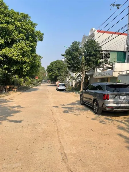 Bán đất đấu giá x1 tráng việt, mê linh, hà nội diện tích 110,6m2 mặt tiền 6m đường thông thoáng 8m