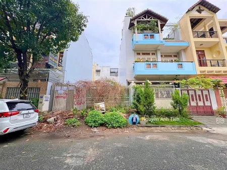 Đất thổ cư mt đường nhánh 25 phạm văn đồng đường thông 8m sát bên tttm gigamall.