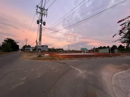 Bán lô góc 2 mặt tiền đường hương lộ 2, hòa long, bà rịa