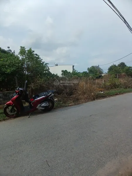 Thanh lý nhanh lô đất dt 102m2/536tr, nằm mt hl13 sau ubnd xã tân trung gò công tiền giang