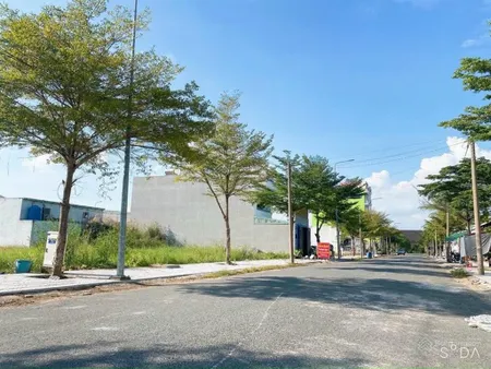 16tr/m2 đất mặt tiền đường nhựa 14m thổ cư đất sạch có sổ hồng riêng