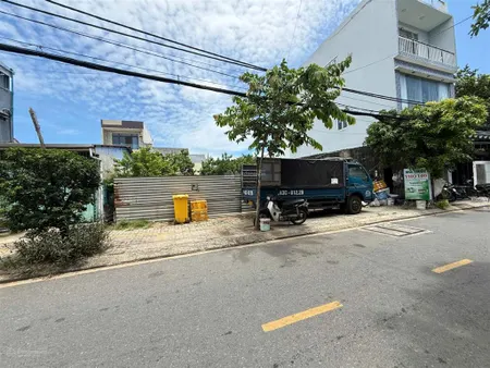 **chuyển nhượng lô đất mặt tiền diện tích khủng đường lê văn thứ, sơn trà.