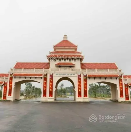 Hơn 20tr/m2 sở hữu ngay lô đất nền hàng hiệu 2 mặt tiền đối diện cổng chính đhqg hn