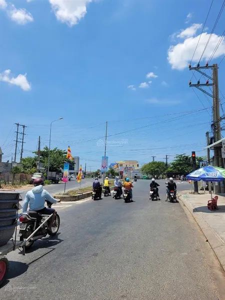 Bán đất hẻm oto đường hải thượng lãn ông, phan thiết (qua lộ) 3 mặt tiền, cách ql 500m, giá ngộp