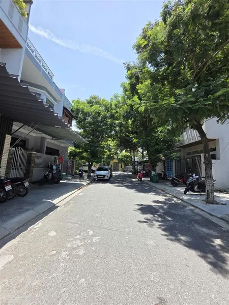 Bán lô đất mt tân thái 6 dt 75m ngang 5m sát biễn