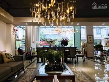 Nhà mặt phố cổ hoàn kiếm giá 315 tỷ 540m*2t mt 12m biệt thự kiểu pháp vị trí kim cương .
