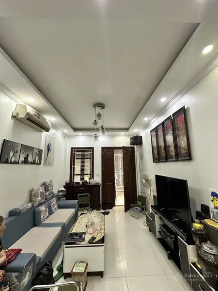 Bán nhà 5 tầng gia quất ngõ rộng, gần ô tô, mới, ở ngay chẵn 6 tỷ